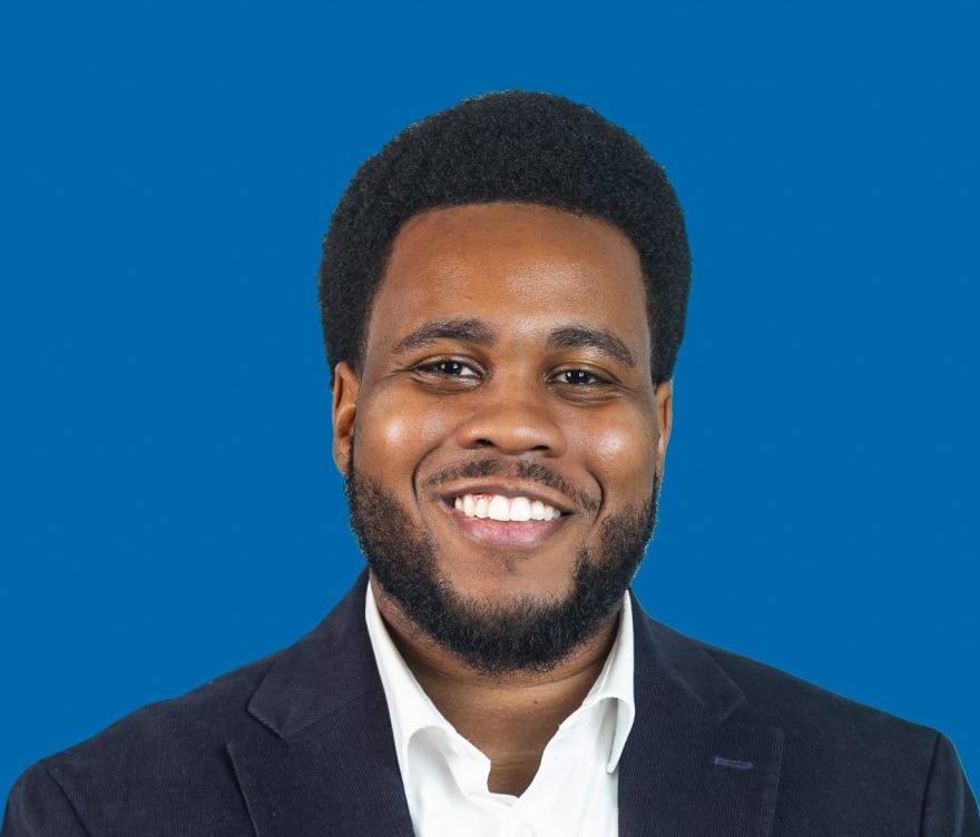 Cliff-headshot-new-blue-1